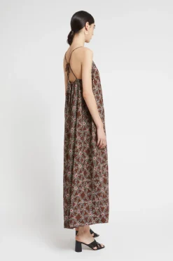 Langes Kleid aus bedruckter Baumwolle